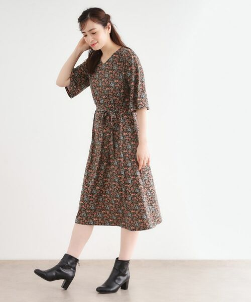 LAURA ASHLEY / ローラ アシュレイ ミニ丈・ひざ丈ワンピース | 【大好評!WEB限定/5分袖/洗える/ジャージ素材/M-LL3サイズ】アイレソン柄ワンピース | 詳細2