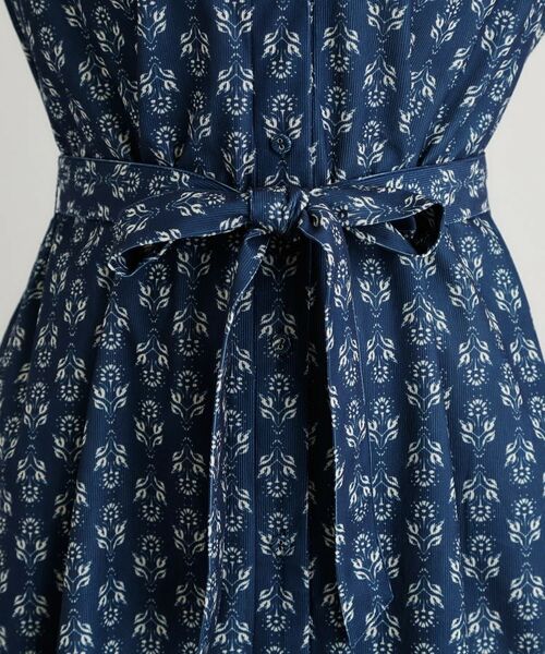 LAURA ASHLEY / ローラ アシュレイ ミニ丈・ひざ丈ワンピース | 【WEB限定/洗える/M‐LL 3サイズ/羽織に使える】シュルートン柄コーデュロイワンピース | 詳細16