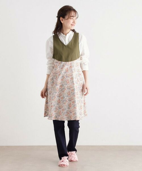 LAURA ASHLEY / ローラ アシュレイ インテリア・生活雑貨・ホビー・ステーショナリー | 【形態安定加工】エラビー フローラル柄 エプロン | 詳細3