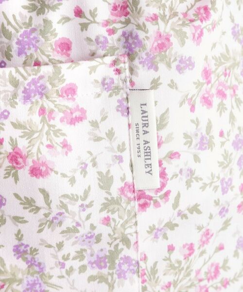 LAURA ASHLEY / ローラ アシュレイ インテリア・生活雑貨・ホビー・ステーショナリー | 【形態安定加工】エラビー フローラル柄 カフェ エプロン | 詳細10