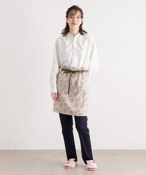 LAURA ASHLEY / ローラ アシュレイ インテリア・生活雑貨・ホビー・ステーショナリー | 【形態安定加工】エラビー フローラル柄 カフェ エプロン | 詳細2