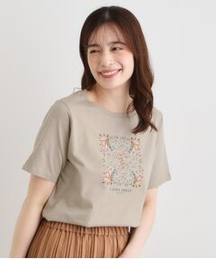 LAURA ASHLEY / ローラ アシュレイ Tシャツ | 【カラー追加！STORY掲載！／コットン100％／3colors】エラビー スカーフ柄 Tシャツ