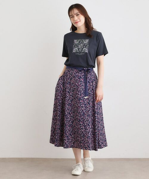 LAURA ASHLEY / ローラ アシュレイ Tシャツ | 【カラー追加！STORY掲載！／コットン100％／3colors】エラビー スカーフ柄 Tシャツ | 詳細10