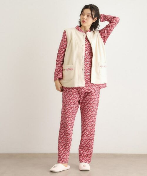 LAURA ASHLEY / ローラ アシュレイ ベスト | クチュールローズ柄 刺繍フリースベスト | 詳細2