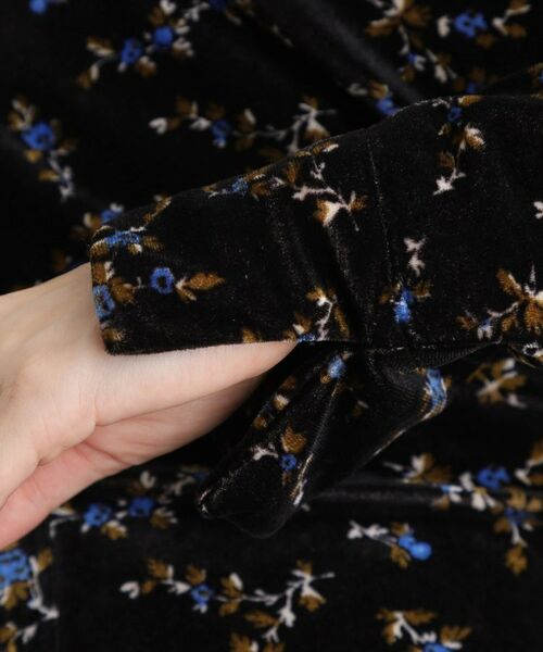 LAURA ASHLEY / ローラ アシュレイ ミニ丈・ひざ丈ワンピース | 【洗える/同柄アイテムあり】エラビー スプリッグ柄ベロアワンピース | 詳細10