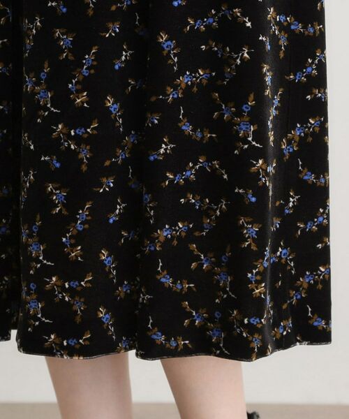 LAURA ASHLEY / ローラ アシュレイ ミニ丈・ひざ丈ワンピース | 【洗える/同柄アイテムあり】エラビー スプリッグ柄ベロアワンピース | 詳細13