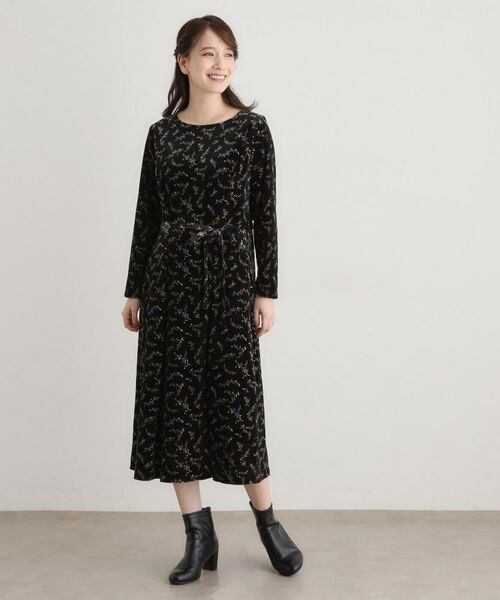 LAURA ASHLEY / ローラ アシュレイ ミニ丈・ひざ丈ワンピース | 【洗える/同柄アイテムあり】エラビー スプリッグ柄ベロアワンピース | 詳細3