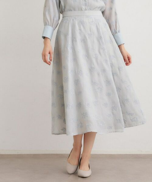 LAURA ASHLEY / ローラ アシュレイ ロング・マキシ丈スカート | 【セットアップ可】ランズウィック柄 刺繍フレアスカート（サックスブルー(190)）