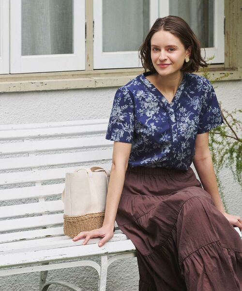 LAURA ASHLEY / ローラ アシュレイ シャツ・ブラウス | 【洗える／コットン100％／3colors／同柄アイテムあり】ウォールド ガーデン柄ブラウス | 詳細19