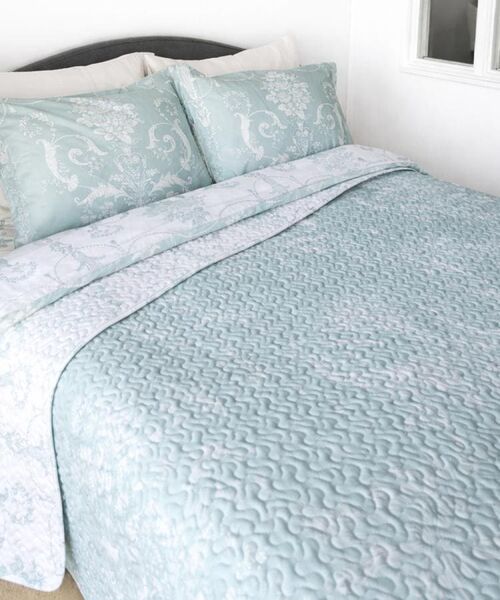 LAURA ASHLEY / ローラ アシュレイ インテリア・インテリア雑貨 | ジョゼッテ柄／ダックエッグ  キルトマルチカバー 250×200cm（ミントグリーン(121)）