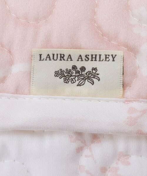 LAURA ASHLEY / ローラ アシュレイ インテリア・インテリア雑貨 | ジョゼッテ柄／ペールシクラメン キルトマルチカバー 250×200cm | 詳細3