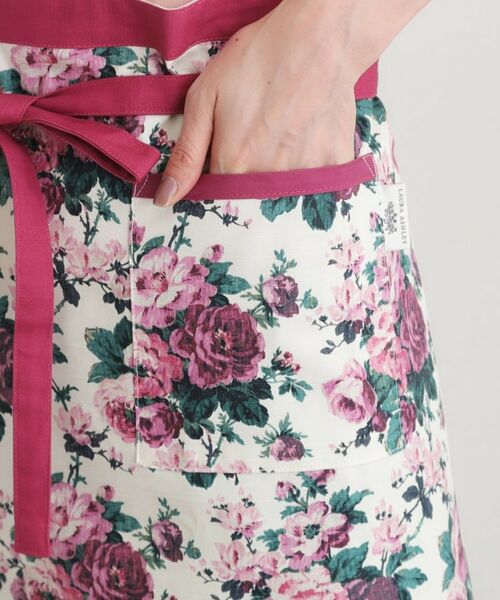 LAURA ASHLEY / ローラ アシュレイ インテリア・生活雑貨・ホビー・ステーショナリー | エレンボロー ローズ柄 カフェエプロン | 詳細9