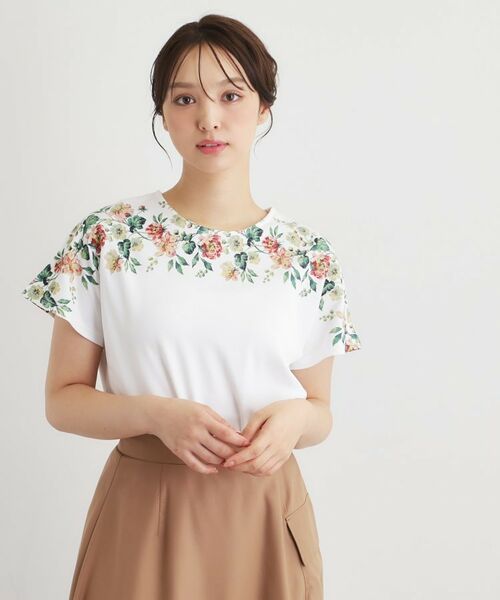 LAURA ASHLEY / ローラ アシュレイ カットソー | 【接触冷感／洗える／コットン100％】ロミリー柄 デコルテプリントTシャツ（オフホワイト(103)）