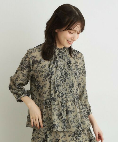 LAURA ASHLEY / ローラ アシュレイ シャツ・ブラウス | 【7分袖／羽織におすすめ！洗える／セットアップ可】トワル ディライト柄ブラウス（カーキ(127)）