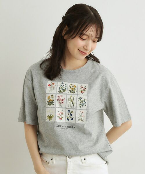 LAURA ASHLEY / ローラ アシュレイ カットソー | 【接触冷感／UVカット／吸水速乾性／抗菌防臭】パーショア ポストカーズ柄Tシャツ | 詳細5
