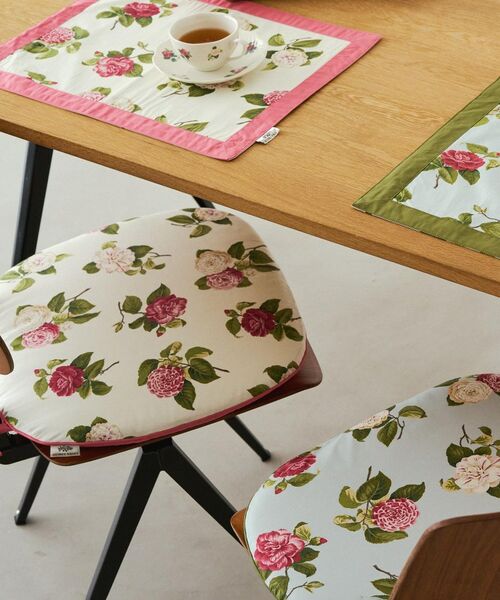LAURA ASHLEY / ローラ アシュレイ インテリア・インテリア雑貨 | 【定番人気！】カミール柄 シートクッション（アイボリー(104)）