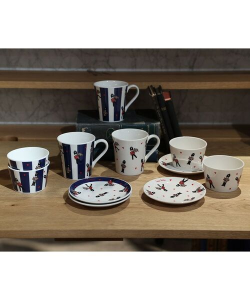 LAURA ASHLEY / ローラ アシュレイ グラス・マグカップ | 【電子レンジ・食洗器可／日本製／300ml】ヴィンテージソルジャー柄 マグカップ ホワイト | 詳細5