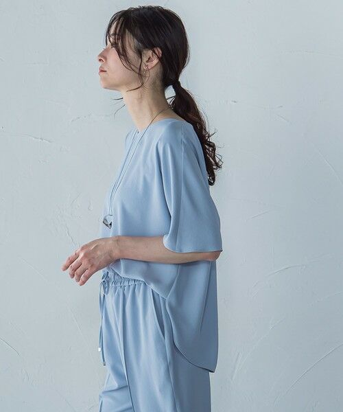 LAUTREAMONT/ロートレアモン キレイ×リラックス ハーフスリーブブラウス≪接触冷感/UV/洗濯機で洗える≫ ライトブルー 11号 LAUTREAMONT/ロートレアモン キレイ×リラックス ハーフスリーブブラウス≪接触冷感/UV/洗濯機で洗える≫ ライトブルー 11号