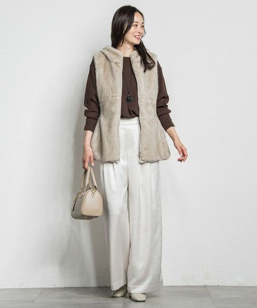 LAUTREAMONT / ロートレアモン ダウンジャケット・ベスト | リバーシブルファーフーディベスト | 詳細13