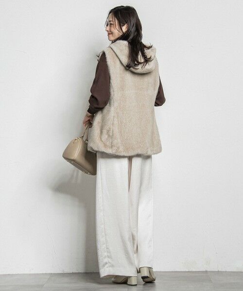 LAUTREAMONT / ロートレアモン ダウンジャケット・ベスト | リバーシブルファーフーディベスト | 詳細15