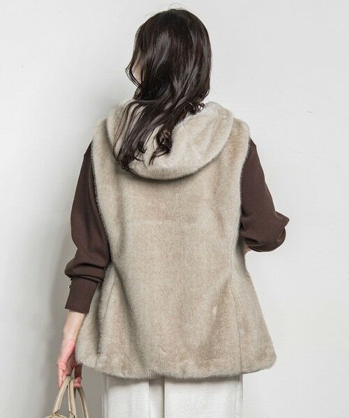 LAUTREAMONT / ロートレアモン ダウンジャケット・ベスト | リバーシブルファーフーディベスト | 詳細16