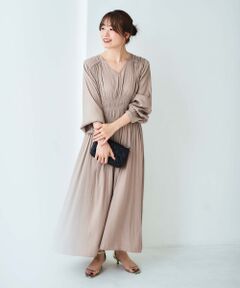 le.coeur blanc / ルクールブラン ロング・マキシ丈ワンピース | シャーリングVネックワンピース