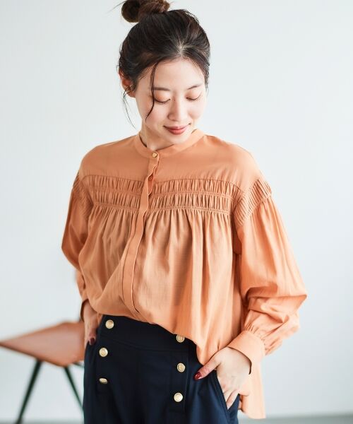 le.coeur blanc / ルクールブラン シャツ・ブラウス | シャーリングギャザーブラウス | 詳細17