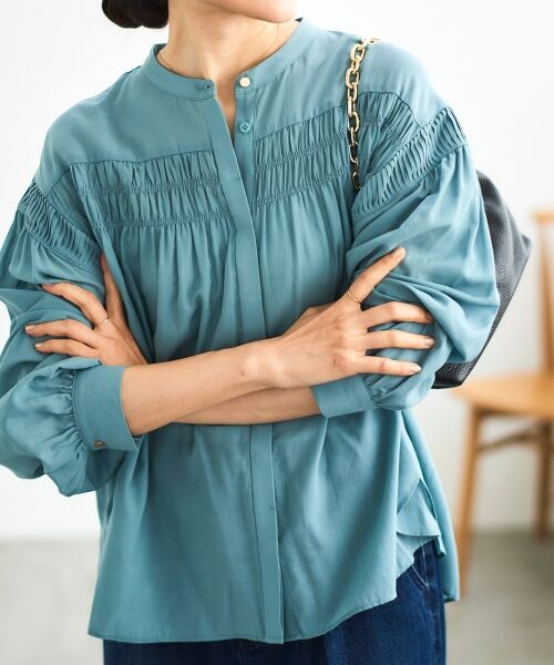le.coeur blanc / ルクールブラン シャツ・ブラウス | シャーリングギャザーブラウス | 詳細3