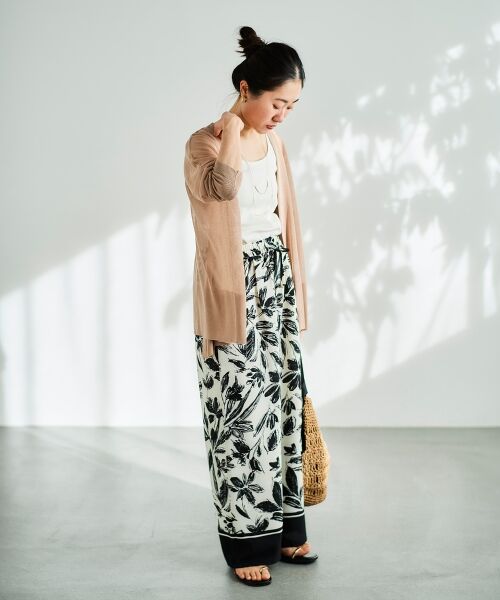 le.coeur blanc / ルクールブラン その他パンツ | フラワーパネルプリントイージーパンツ | 詳細5