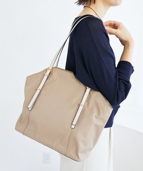 le. coeur blanc/ルクールブラン ナイロンA4トートバッグ モカ FREE le. coeur blanc/ルクールブラン ナイロンA4トートバッグ モカ FREE