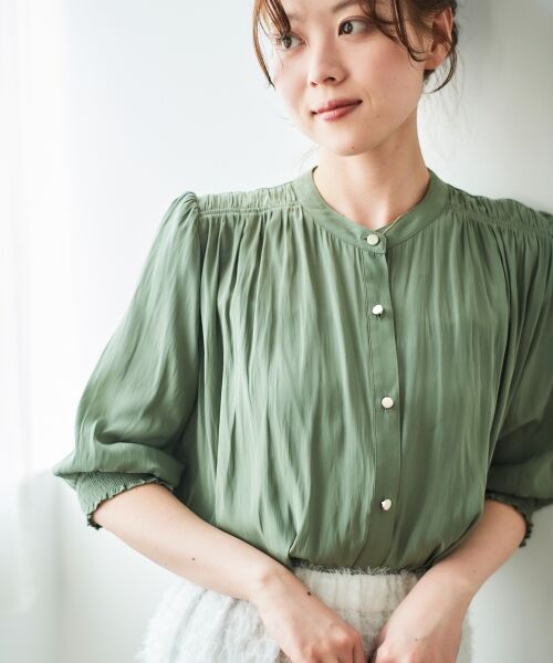 le. coeur blanc/ルクールブラン パウダーサテン袖シャーリングブラウス グリーン 38 le. coeur blanc/ルクールブラン パウダーサテン袖シャーリングブラウス グリーン 38