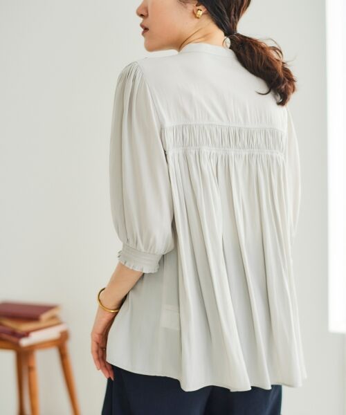 le.coeur blanc / ルクールブラン シャツ・ブラウス | パウダーサテン袖シャーリングブラウス | 詳細13