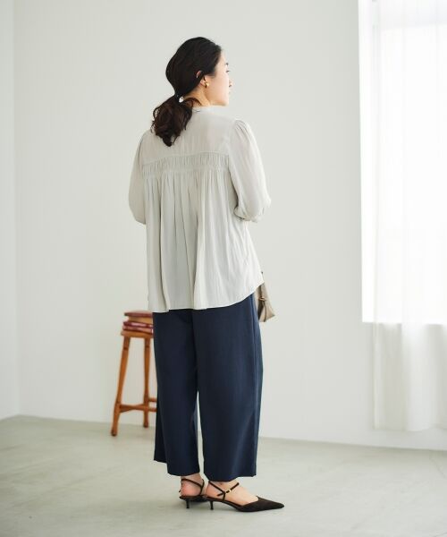 le.coeur blanc / ルクールブラン シャツ・ブラウス | パウダーサテン袖シャーリングブラウス | 詳細17