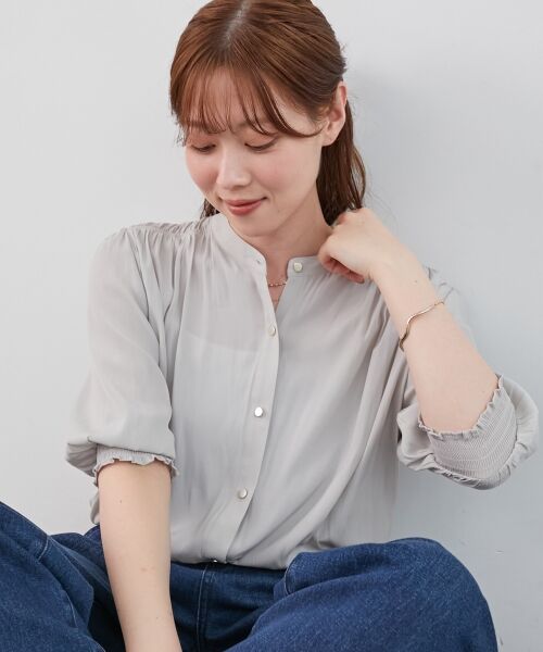le.coeur blanc / ルクールブラン シャツ・ブラウス | パウダーサテン袖シャーリングブラウス | 詳細2
