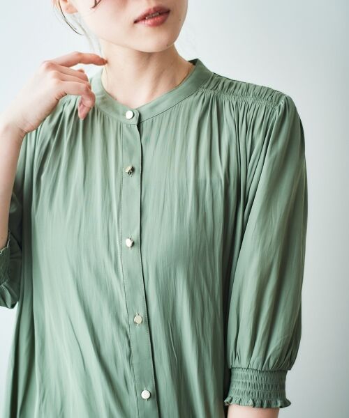 le.coeur blanc / ルクールブラン シャツ・ブラウス | パウダーサテン袖シャーリングブラウス | 詳細21