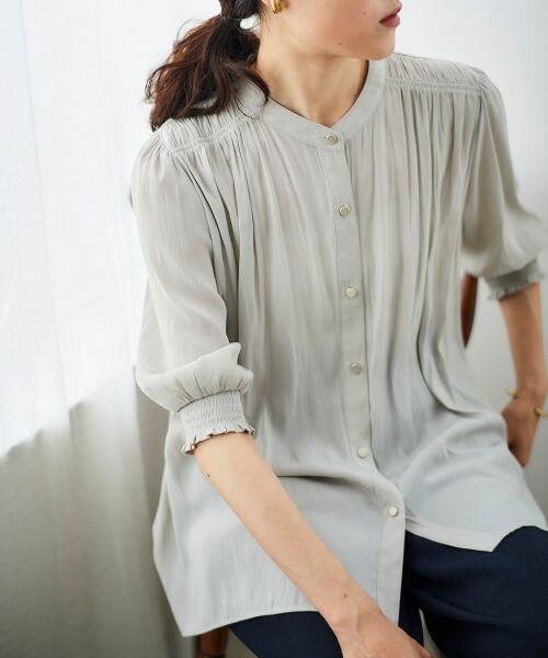 le.coeur blanc / ルクールブラン シャツ・ブラウス | パウダーサテン袖シャーリングブラウス | 詳細7