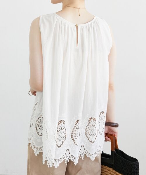 le.coeur blanc / ルクールブラン シャツ・ブラウス | Fanaka裾レースノースリーブ | 詳細17