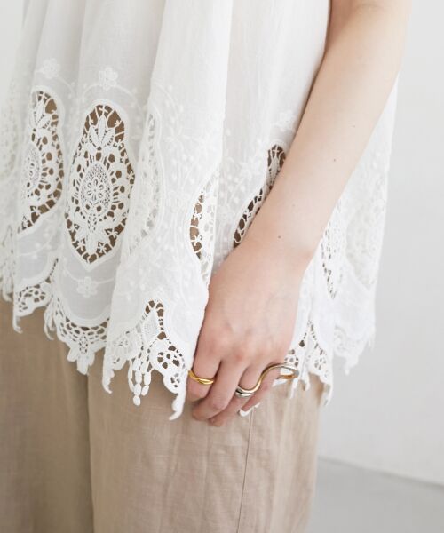 le.coeur blanc / ルクールブラン シャツ・ブラウス | Fanaka裾レースノースリーブ | 詳細20