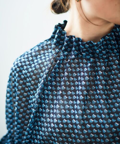 le.coeur blanc / ルクールブラン シャツ・ブラウス | シフォン幾何柄プリントブラウス | 詳細6