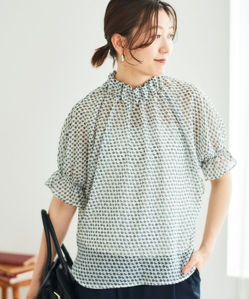 le. coeur blanc/ルクールブラン シフォン幾何柄プリントブラウス オフ/柄 38 le. coeur blanc/ルクールブラン シフォン幾何柄プリントブラウス オフ/柄 38