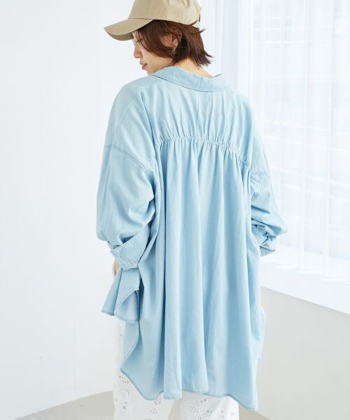 le.coeur blanc / ルクールブラン シャツ・ブラウス | 《WEB限定アイテム》バックデザインオーバーデニムシャツ | 詳細25