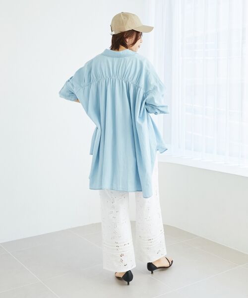 le.coeur blanc / ルクールブラン シャツ・ブラウス | 《WEB限定アイテム》バックデザインオーバーデニムシャツ | 詳細29