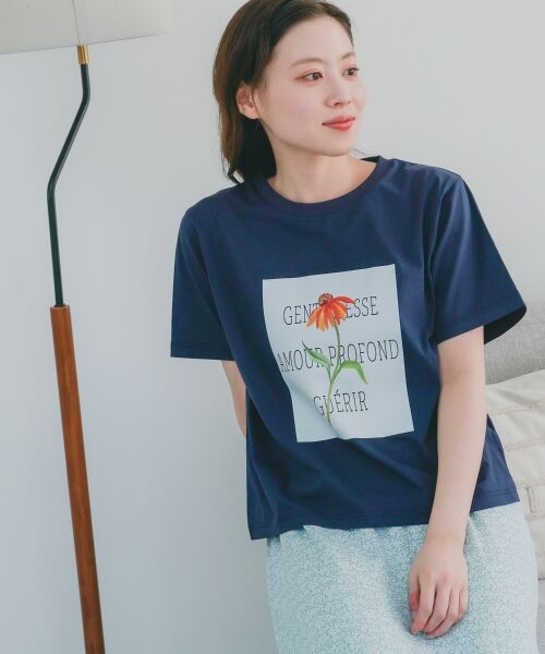le. coeur blanc/ルクールブラン TOLIGHT×le. coeur blancロゴプリントTシャツ ネイビー 38 le. coeur blanc/ルクールブラン TOLIGHT×le. coeur blancロゴプリントTシャツ ネイビー 38