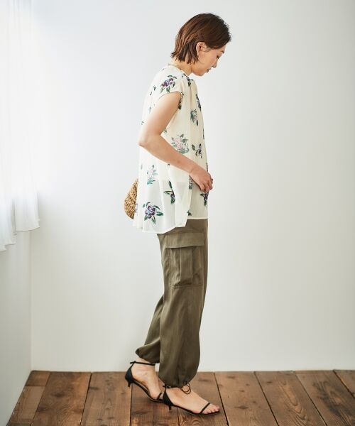 le.coeur blanc / ルクールブラン シャツ・ブラウス | 《WEB/一部店舗限定》KAZUMIDOIボタニカルノースリギャザーブラウス | 詳細21