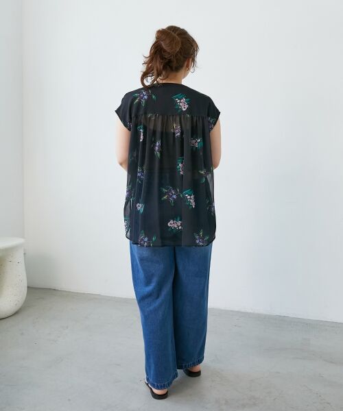 le.coeur blanc / ルクールブラン シャツ・ブラウス | 《WEB/一部店舗限定》KAZUMIDOIボタニカルノースリギャザーブラウス | 詳細5