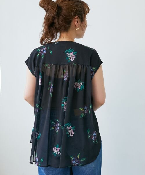 le.coeur blanc / ルクールブラン シャツ・ブラウス | 《WEB/一部店舗限定》KAZUMIDOIボタニカルノースリギャザーブラウス | 詳細9