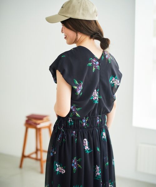 le.coeur blanc / ルクールブラン ロング・マキシ丈ワンピース | 《WEB/一部店舗限定アイテム》KAZUMIDOIボタニカルギャザーワンピース | 詳細13