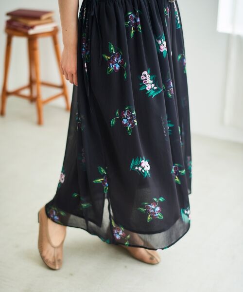 le.coeur blanc / ルクールブラン ロング・マキシ丈ワンピース | 《WEB/一部店舗限定アイテム》KAZUMIDOIボタニカルギャザーワンピース | 詳細6