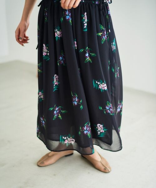 le.coeur blanc / ルクールブラン ロング・マキシ丈ワンピース | 《WEB/一部店舗限定アイテム》KAZUMIDOIボタニカルギャザーワンピース | 詳細8