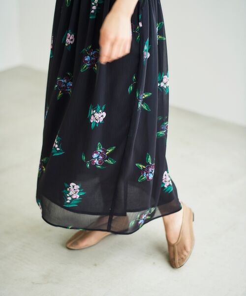 le.coeur blanc / ルクールブラン ロング・マキシ丈ワンピース | 《WEB/一部店舗限定アイテム》KAZUMIDOIボタニカルギャザーワンピース | 詳細9